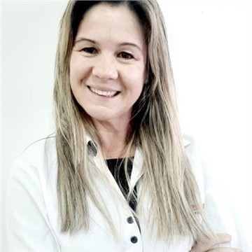 Adriana Nascimento